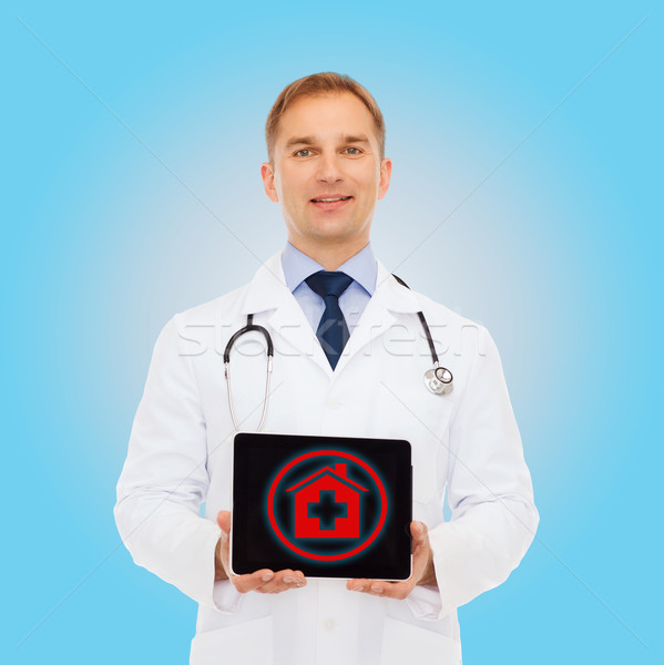 Foto stock: Sonriendo · doctor · de · sexo · masculino · estetoscopio · medicina · profesión