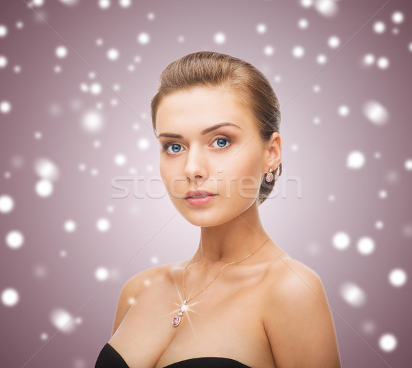 Stock fotó: Nő · visel · fényes · gyémánt · fülbevalók · szépség