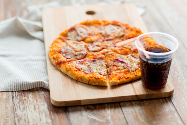 [[stock_photo]]: Pizza · coca · cola · table · restauration · rapide · italien