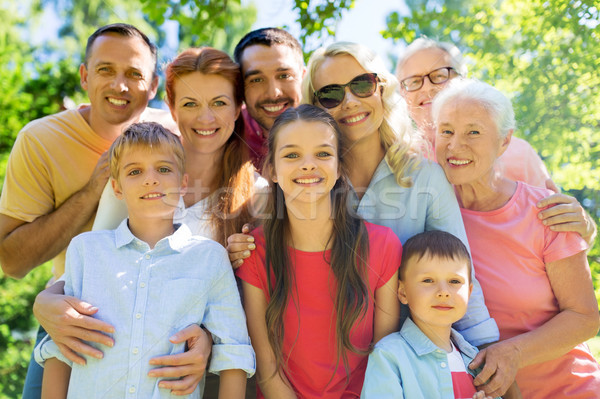 Glückliche Familie Porträt Sommer Garten Generation Menschen Stock foto © dolgachov