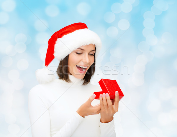 Stok fotoğraf: Gülümseyen · kadın · yardımcı · şapka · hediye · kutusu · Noel