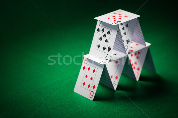 Domu karty do gry zielone tabeli tkaniny kasyno Zdjęcia stock © dolgachov