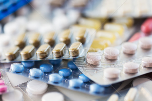 Verschillend pillen capsules drugs geneeskunde gezondheidszorg Stockfoto © dolgachov