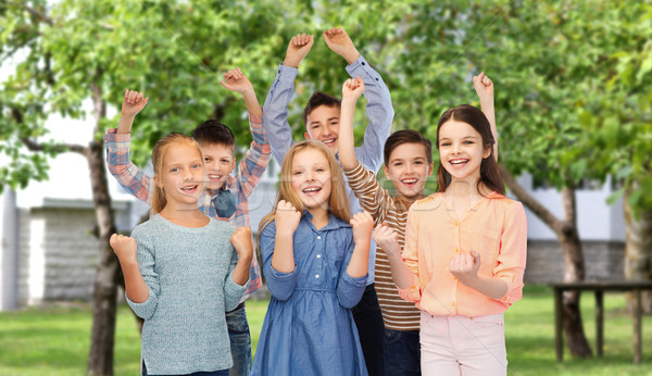 Feliz crianças vitória quintal infância Foto stock © dolgachov