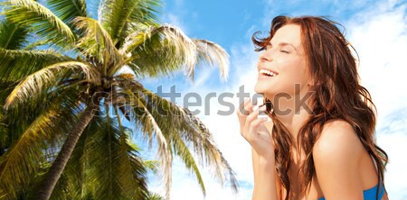 Stockfoto: Jonge · vrouw · smartphone · strand · zomer · reizen