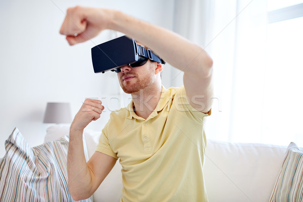 Giovane virtuale realtà auricolare occhiali 3d 3D Foto d'archivio © dolgachov