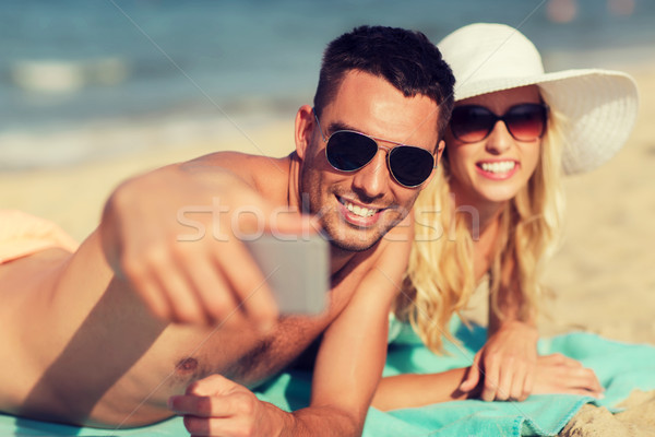 Glücklich Paar Badebekleidung Fuß Sommer Strand Stock foto © dolgachov