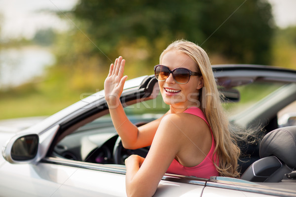 幸せ 若い女性 車 手 旅行 ストックフォト © dolgachov