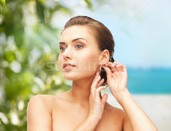 Foto stock: Mujer · hermosa · oro · pendientes · belleza · joyas · nina