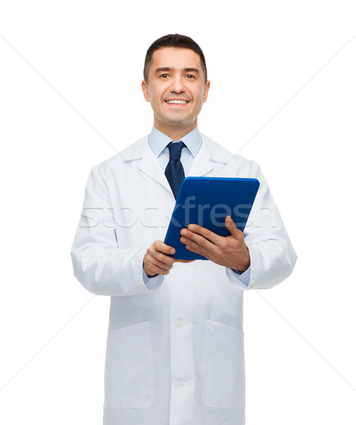 Zâmbitor medic de sex masculin alb haina asistenţă medicală Imagine de stoc © dolgachov