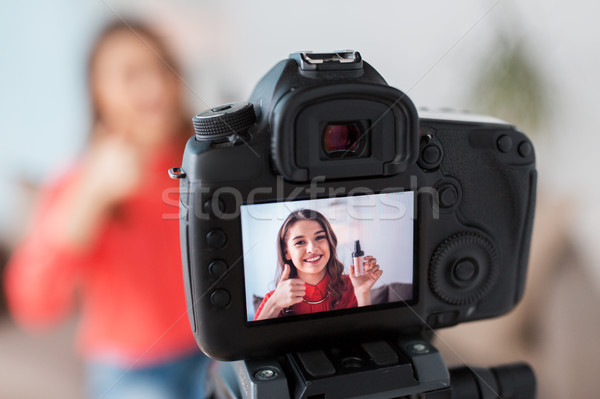 Femme fondation caméra vidéo blogging technologie Photo stock © dolgachov