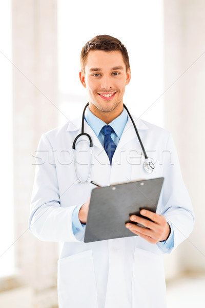 Foto stock: Médico · do · sexo · masculino · escrita · prescrição · brilhante · quadro · família