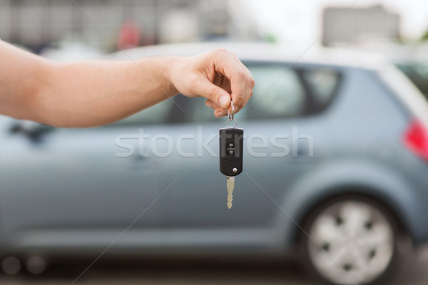 Homme à l'extérieur transport propriété voiture [[stock_photo]] © dolgachov