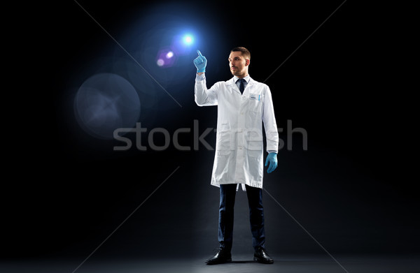 Arts wetenschapper laboratoriumjas licht wetenschap toekomst Stockfoto © dolgachov