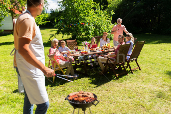 Stockfoto: Man · koken · vlees · barbecue · zomer · partij · levensmiddelen