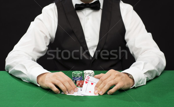 ストックフォト: ポーカー · プレーヤー · カード · チップ · カジノ · ギャンブル
