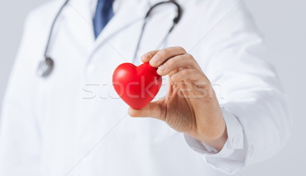 Foto stock: Hombre · manos · corazón · familia · médicos