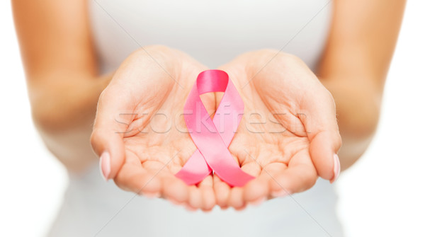Ręce różowy rak piersi świadomość wstążka Zdjęcia stock © dolgachov