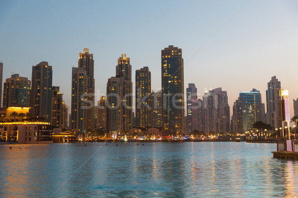 Dubai miasta dzielnica biznesowa noc Cityscape podróży Zdjęcia stock © dolgachov