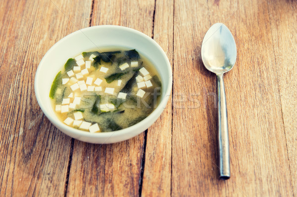 Puchar zupa tofu ser łyżka tabeli Zdjęcia stock © dolgachov