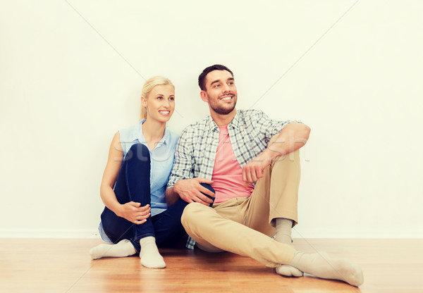 [[stock_photo]]: Heureux · couple · homme · femme · nouvelle · maison · maison