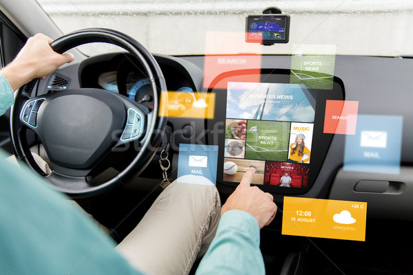 Stockfoto: Man · rijden · auto · nieuws · boord · computer