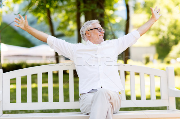 Stockfoto: Gelukkig · senior · man · vergadering · bank · zomer