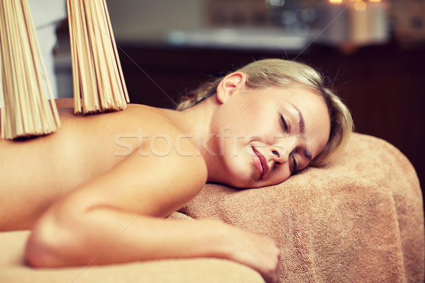 Mulher samurai massagem estância termal pessoas Foto stock © dolgachov