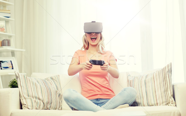 Mujer virtual realidad auricular 3D tecnología Foto stock © dolgachov
