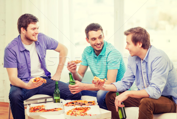 Stock foto: Lächelnd · Freunde · Bier · Pizza · hängen · heraus