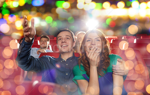 Foto stock: Feliz · amigos · viendo · película · teatro · cine