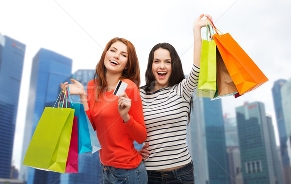 Adolescentes carte de crédit Shopping vente tourisme [[stock_photo]] © dolgachov