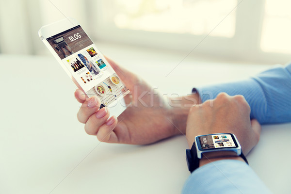 Stock fotó: Közelkép · kezek · okostelefon · óra · üzlet · technológia