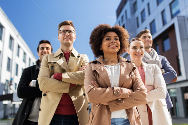 Internationaux groupe de gens rue de la ville affaires éducation entreprise [[stock_photo]] © dolgachov