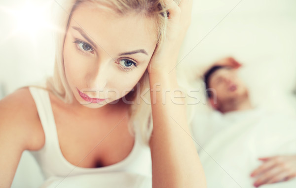 Wakker vrouw slapeloosheid bed mensen gezondheid Stockfoto © dolgachov