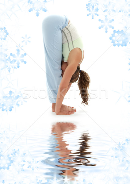 áll előre kanyar fehér homok sportos lány Stock fotó © dolgachov