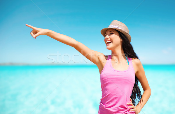 Feliz mulher jovem seis verão praia férias Foto stock © dolgachov