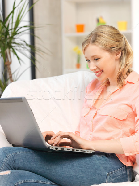 幸せ 女性 ラップトップコンピュータ 画像 インターネット ホーム ストックフォト © dolgachov