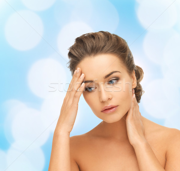 Foto stock: Mujer · tomados · de · las · manos · cuello · frente · salud · belleza