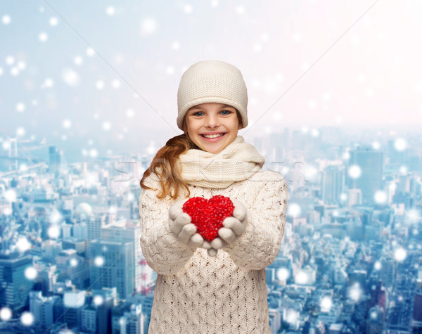Сток-фото: девушки · зима · одежды · красный · сердце