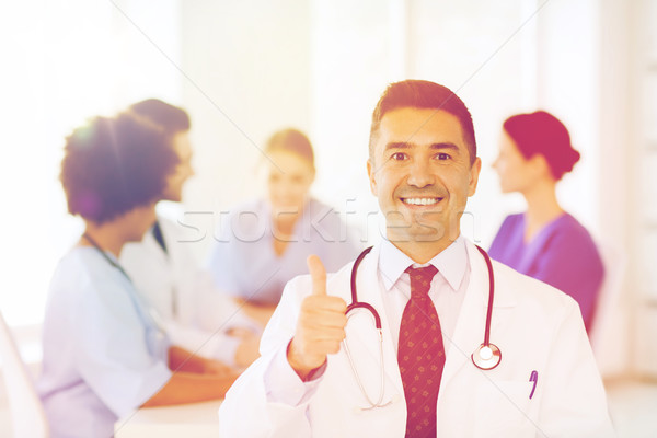 Heureux médecin groupe hôpital clinique profession [[stock_photo]] © dolgachov