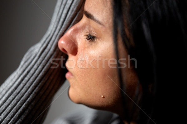 Infeliz choro mulher pessoas dor Foto stock © dolgachov