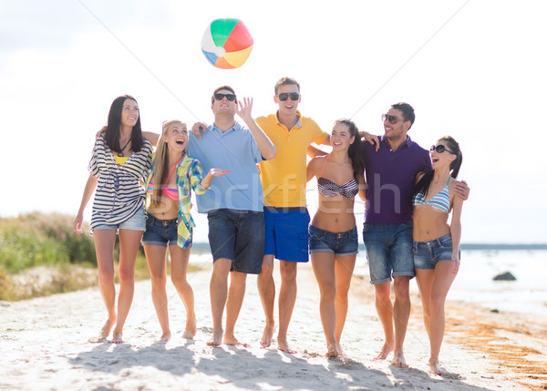 Groep vrienden strand zomer vakantie Stockfoto © dolgachov