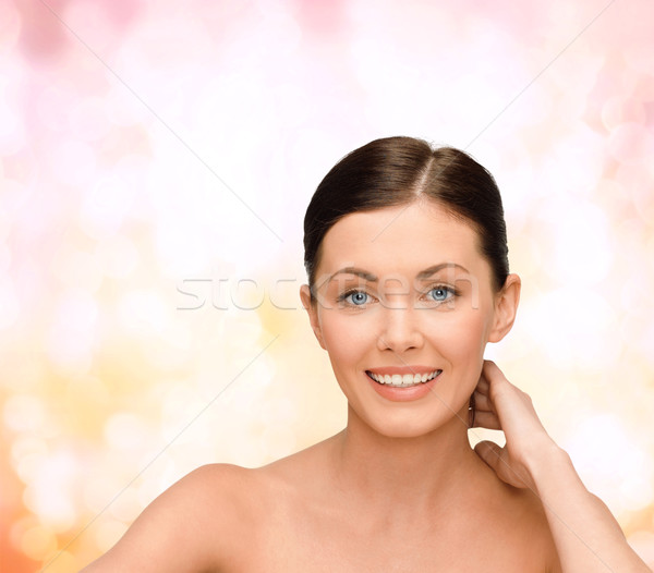 Mosolyog fiatal nő meztelen vállak szépség emberek Stock fotó © dolgachov
