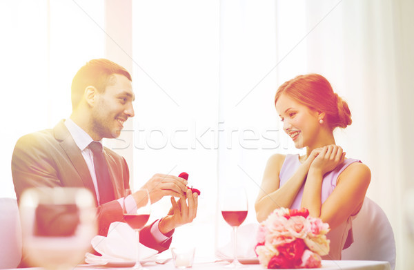 Stockfoto: Man · vriendin · restaurant · paar · vakantie · glimlachend