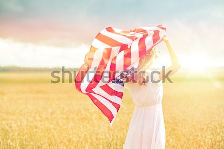 Foto stock: Feliz · mujer · bandera · de · Estados · Unidos · cereales · campo · país