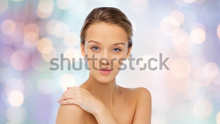 Frau Diamant Ohrringe schöne Frau Abendkleid tragen Stock foto © dolgachov