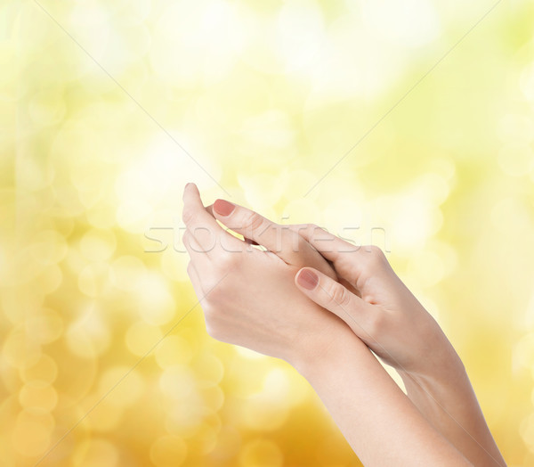 Kobiet miękkie skóry ręce części ciała kosmetyki Zdjęcia stock © dolgachov