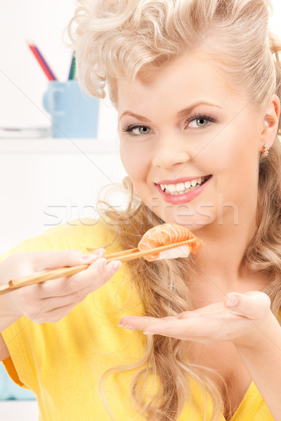 Stockfoto: Vrouw · eten · sushi · heldere · foto · kamer