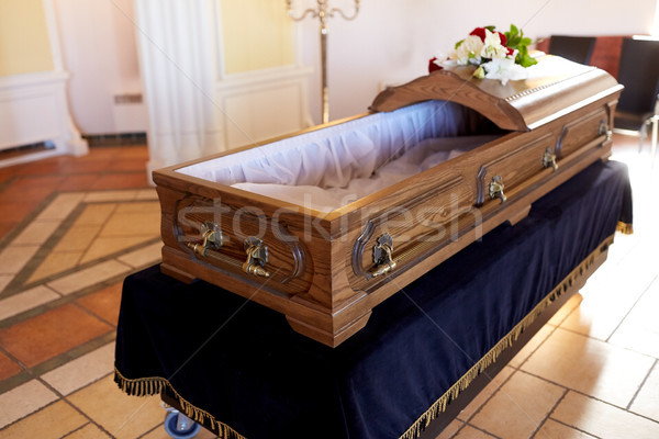 Bara funerale chiesa lutto legno shell Foto d'archivio © dolgachov